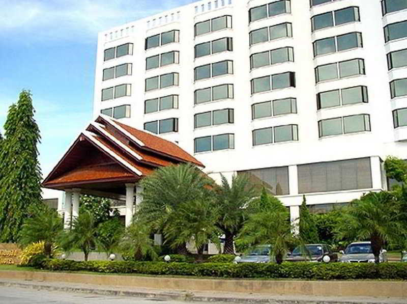 Laithong Hotel Убонратчатхані Екстер'єр фото
